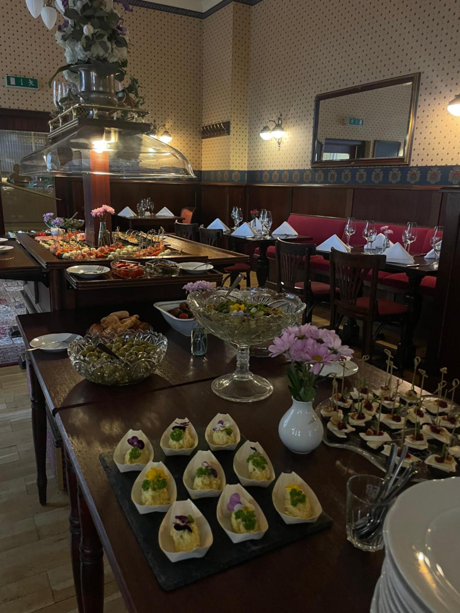 Hotel Krone Άρνσταντ Εξωτερικό φωτογραφία